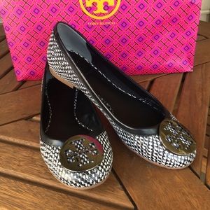 Tory Burch Reva Cobra Flats 6.5
